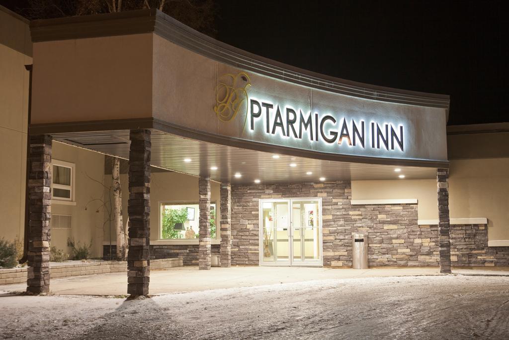 Ptarmigan Inn Hay River Eksteriør billede